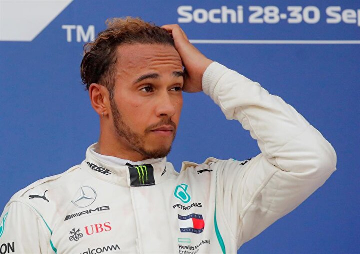 Lewis Hamilton zaferin ardından büyük bir sevinç yaşadı.