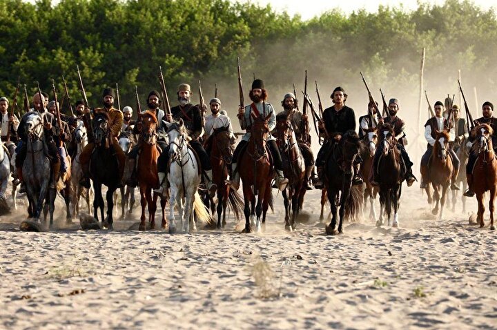 Mirza Koçak Han'ın mücadelesi çok sayıda film ve diziye konu olduğu halde, Pişeveri yeterince tanınmamaktadır.
