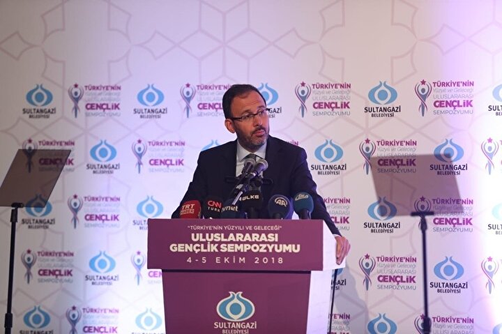 Sempozyumda Gençlik ve Spor Bakanı Mehmet Kasapoğlu bir konuşma gerçekleştirdi.