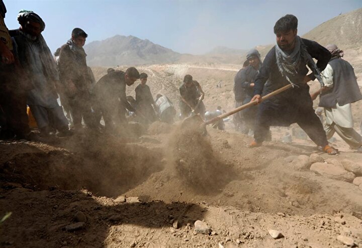Afganistan'da gerçekleşen çatışmalardan etkilenenlerin arasında çocuklar da var.