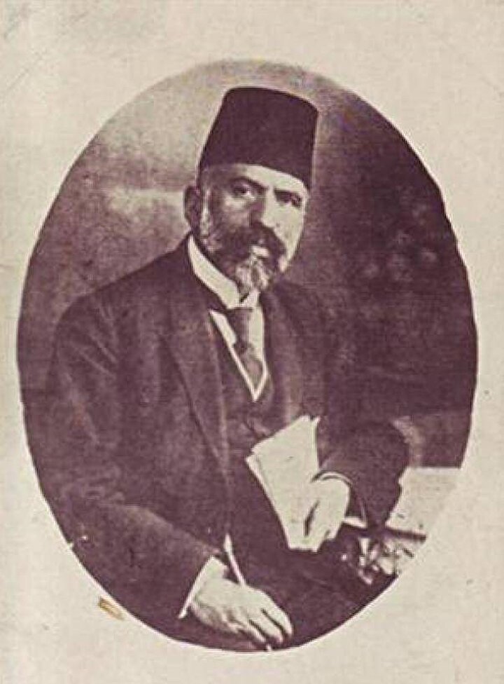 Süleyman Nazif