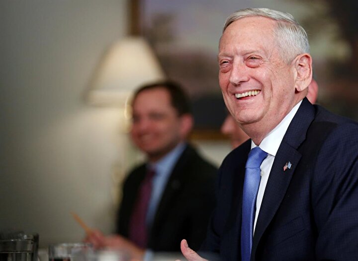 ABD Savunma Bakanı Jim Mattis, Yunan Savunma Bakanı Panagiotis Kammenos ile Washington'da bir toplantı düzenlemişti.
