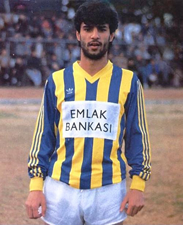 Arşiv: İsmail Kartal'ın Fenerbahçe'de forma giydiği dönemden geriye kalan bir kare...