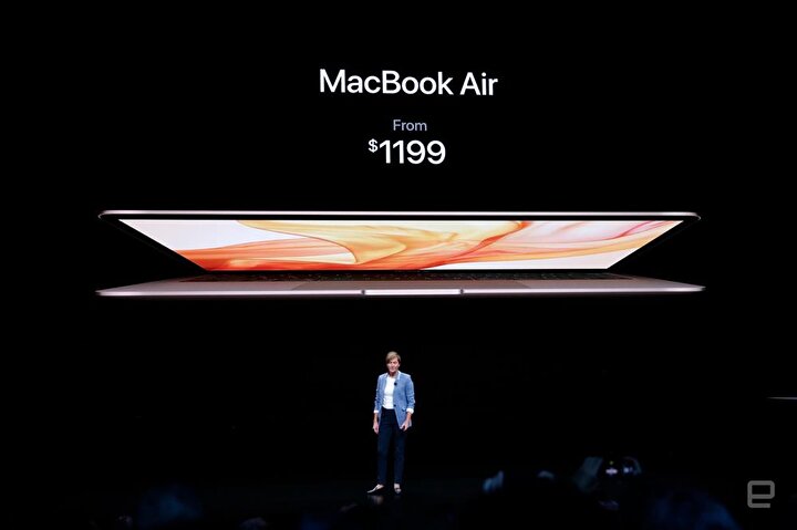 MacBook Air'in giriş modelinin fiyatı 1199 dolar. Fotoğraf: Engadget.