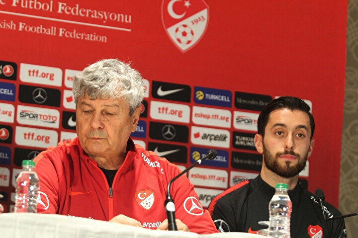 Lucescu, basın toplantısına Yunus Mallı ile çıktı.