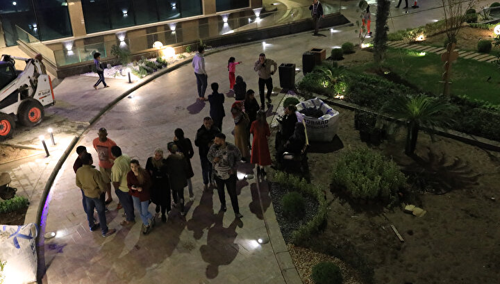 İran'da meydana gelen deprem Irak'ın Süleymaniye ve Erbil kentlerinde de hissedildi.
