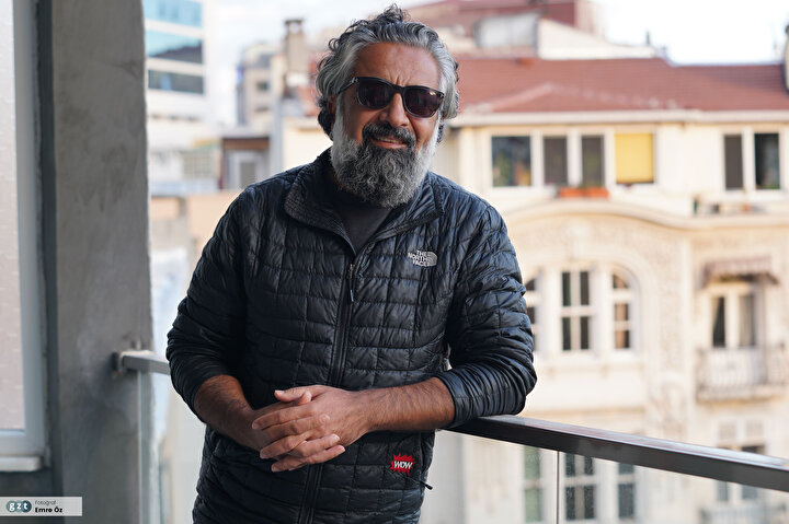1974 Yılında Sivas’ta doğdu.