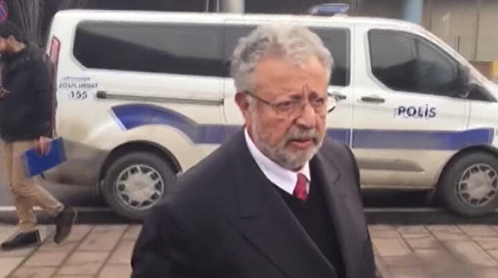 Metin Akpınar, polis eşliğinde adliyeye getirildi