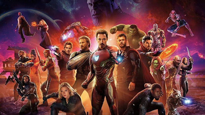 Avangers: Endgame filminin 26 Nisan 2019'da vizyona girmesi bekleniyor.