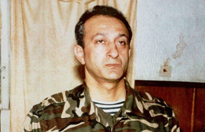 OMON (Özel Amaçlı Polis Birimi) lideri olan Rövşen Cavadov 1995 yılında hükumeti devirmeye teşebbüs ettiği için İç işleri bakanlığı birlikleri ile çıkan çatışmada öldürüldü.