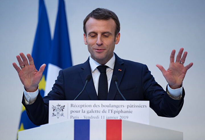 Cumhurbaşkanı Macron, vatandaşlarıyla müzakere yapmak istediğini belirten bir mektup yayımladı.