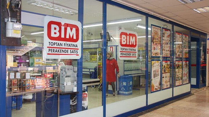 BİM, teknoloji ürünlerini büyük bir süratle raflarına yerleştirmeye devam ediyor.