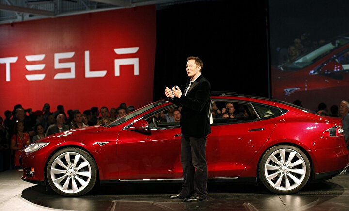 Elon Musk, Tesla’nın 2018 başarısı sonrası 2019 yılından daha umutlu bir hale sürüklenmiş durumda.