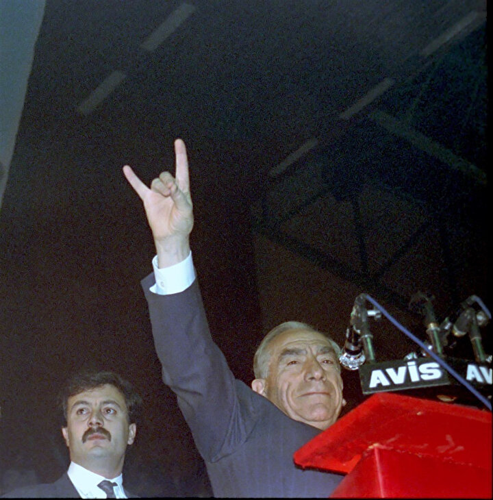 Alparslan Türkeş