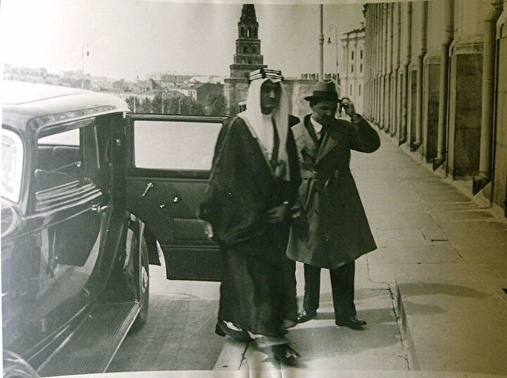 1932 yılında Moskova'ya resmi sefere gelen Suud Dış İşleri Bakanı Faysal bin Abdulaziz liderliğindeki delegasyonu Kerim Hakimov karşılayıp, Sovyet yetkililerle temasını sağlamıştı.