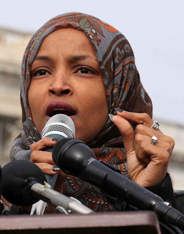 Ilhan Omar, ABD Kongresi'nin ilk başörtülü Müslüman üyesi olmuştu.