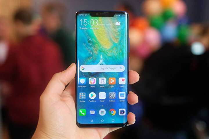 Mate 20 Pro da, Huawei’nin indirimli onarıma dahil ettiği modeller arasında yer alıyor.