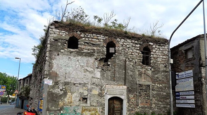 Ayakapı Hamamının hali içler acısı