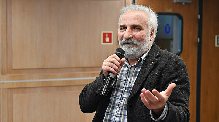 Hasan Kaçan, dinlediği ilahinin üzerinde bıraktığı etkiyi anlattı.