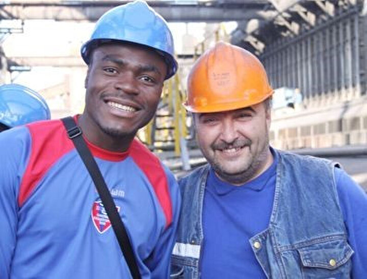 Nijeryalı golcü Emenike kariyerindeki en parlak dönemini Karabükspor formasıyla yaşamıştı.