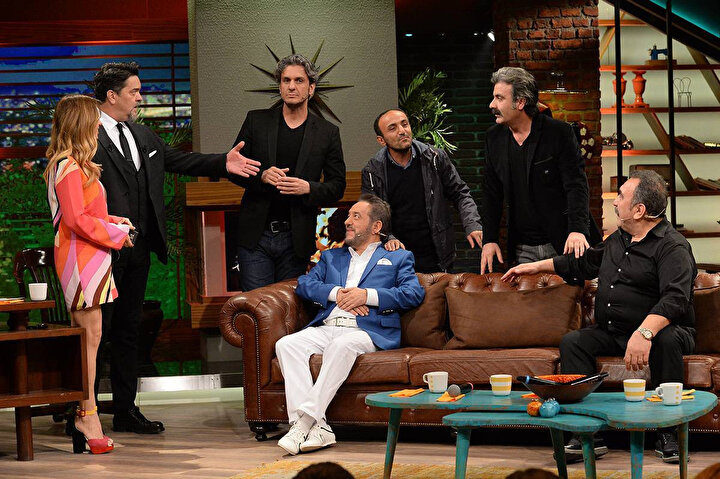 22 yıl boyunca Türk televizyonlarının en sevilen programlarından olan Beyaz Show geri dönüyor.