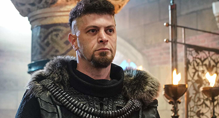 Uğur Karabulut.