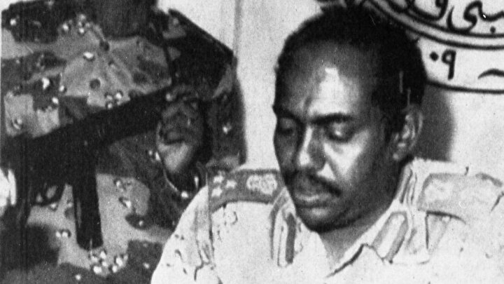 1989'daki darbenin ardından iktidara gelen o dönem Tuğgeneral olan Ömer Beşir.