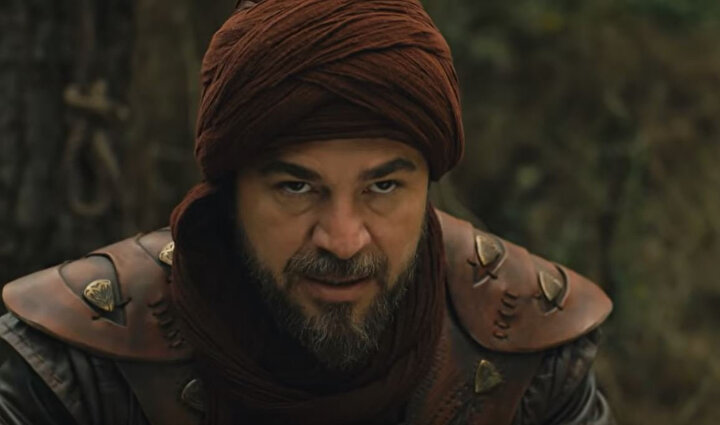 Başarılı dizi Diriliş Ertuğrul mayıs ayı itibariyle final yapma kararı aldı. 5 yıldır ekran macerasını sürdüren dizi Arap ülkeleri dahil olmak üzere ilgiyle izlendi. Dizinin başrol oyuncusu Engin Altan Düzyatan ise ününe ün katarak dünya çapında bir tanınmışlık elde etti. Veda etmeye hazırlanan Diriliş dizisi, yeni sezonda Osman Gazi adıyla devam edecek. Osman Gazi rolü için ise başarılı oyuncu Burak Özçivit ile anlaşıldı.