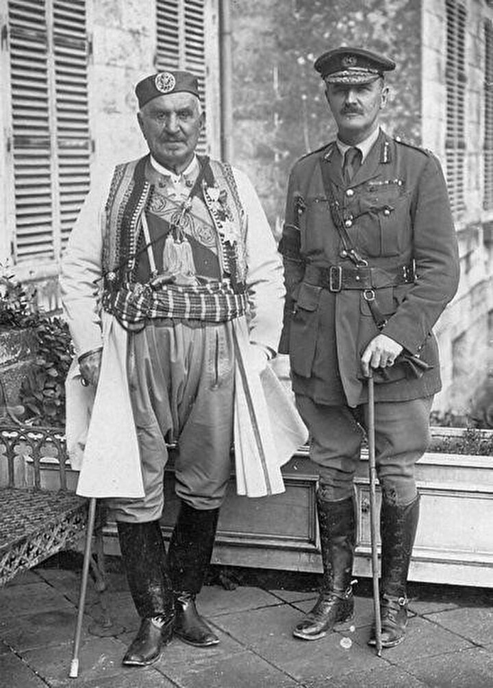 Edmund Allenby.( sağda)
