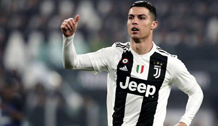 Ronaldo, 2014 yılında da Filistin'e ramazan bayramı nedeniyle 2 milyon dolar bağışta bulunmuştu.