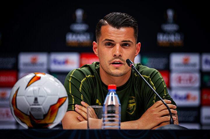 ▬ Granit Xhaka