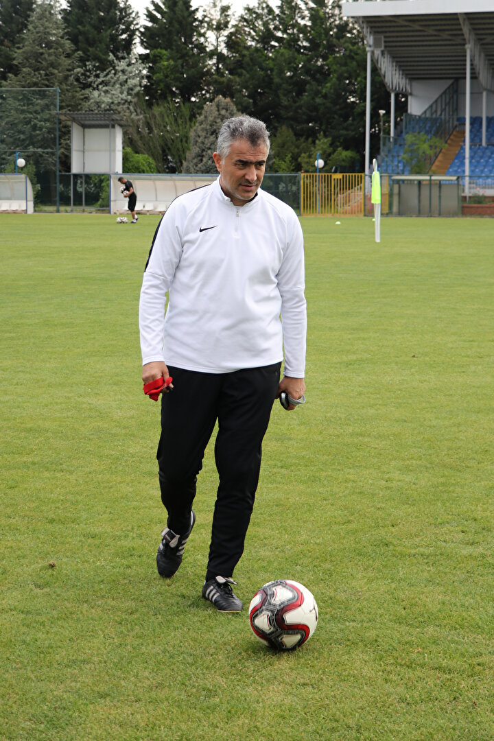 ▬ Mehmet Altıparmak