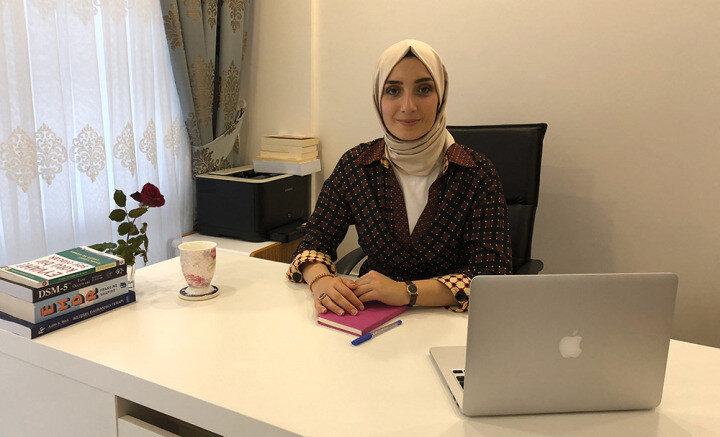 Psikolog Burcu Düzoğlu Polat, GZT için çocuk güvenlik kemerlerinin psikolojik boyutunu değerlendirdi.
