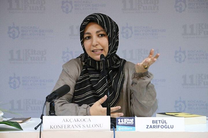 Şair Zarifoğlu'nun en büyük çocuğu Betül Zarifoğlu