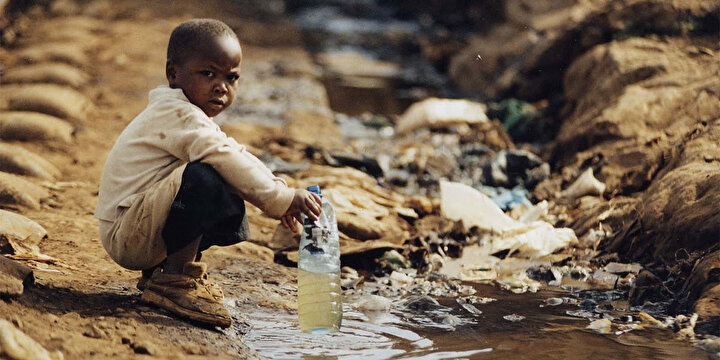 Tatlı suya ulaşımın zor olduğu çoğrafyalardan biri de Afrika.