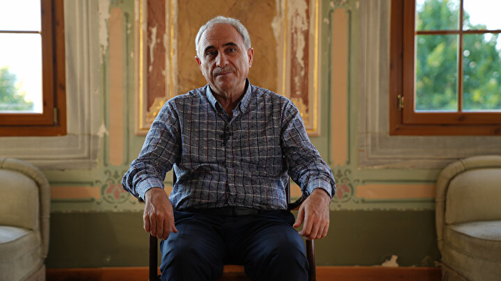 Profesör Nurullah Genç, şairliğinin yanında bilinmeyen yönlerini özellikle zor geçen eğitim hayatını anlattı.