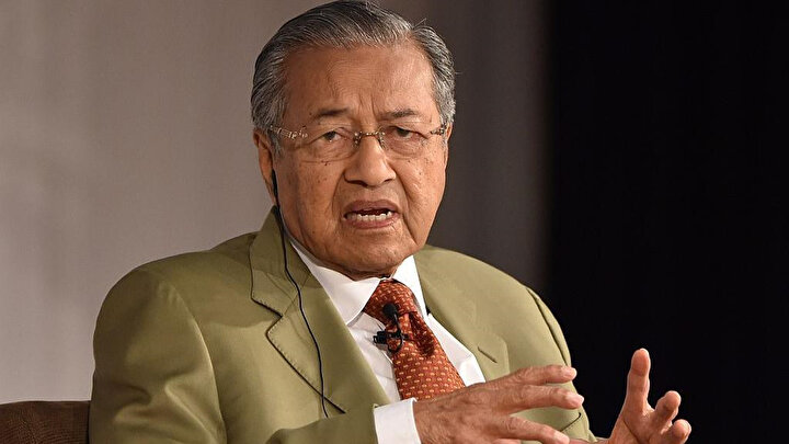 Mahathir Muhammed.