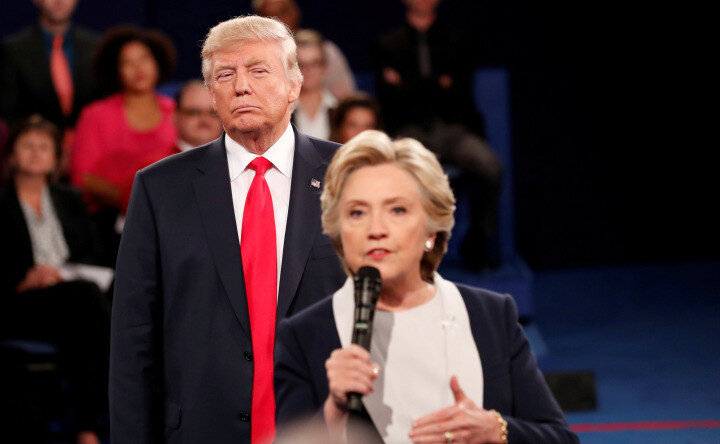 ABD'de 2016 Başkan Adayları Hillary Clinton ve Donald Trump açık oturumda tartışıyor.