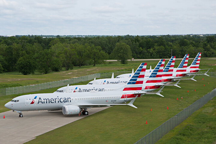 Uçağın yasaklanması 500’den fazla uçağı kullanmayacak olan American, Norwegian, Tui and Ryanair gibi havayolu şirketlerinin bilet iptallerine neden olurken şirketlerin bu sürede 'zarar' yazmasına neden oldu.