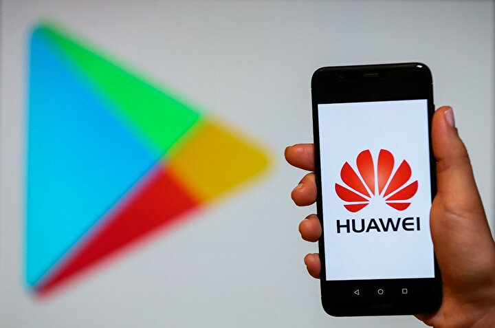 Huawei’nin CEO'su, Google'ın 700-800 milyon kullanıcı kaybedeceğini söyledi.n