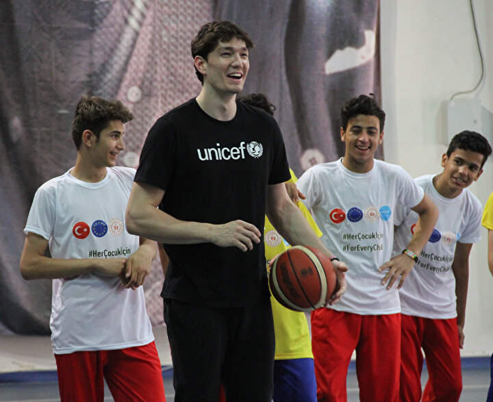 Cedi Osman.