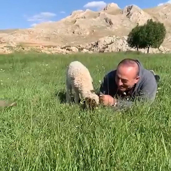 Bakan Çavuşoğlu, memleketini videoyla anlattı