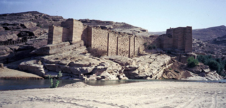 Seddi Marib'den (Antik Marib Barajı) günümüze kalanlar.