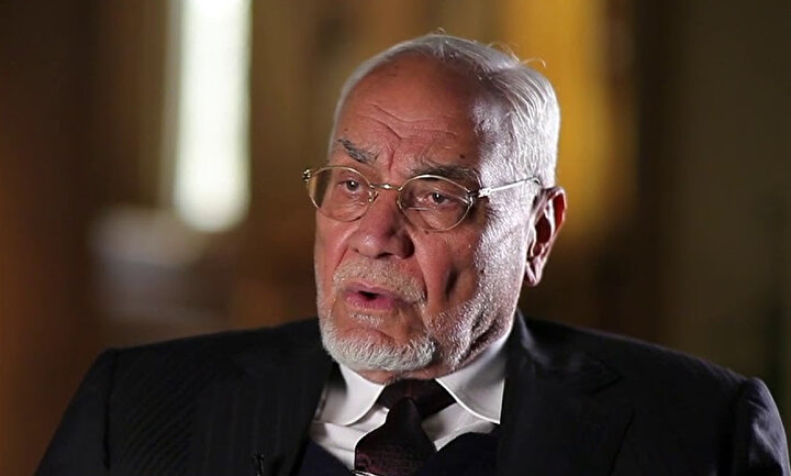Muhammed Mehdî Âkif, kurucu lider Hasan el Bennâ'yı bizzat görüp kendisine biat eden İhvân liderleri kuşağının son temsilcisiydi.