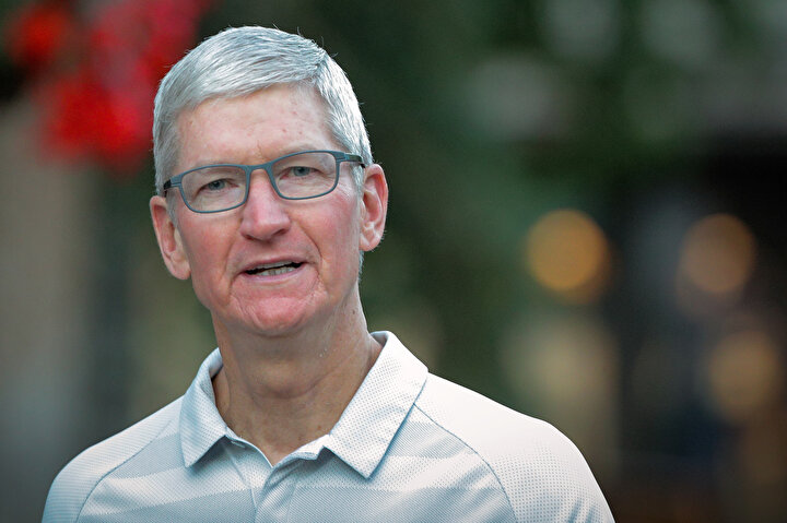 Tim Cook, Intel hamlesine büyük önem atfediyor.