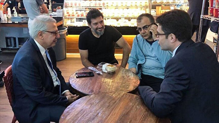 New York JFK Havalimanı'ndan İstanbul'a uğurlanan eski Halk Bankası Genel Müdür Yardımcısı Mehmet Hakan Atilla, İstanbul Havalimanı'na indi.