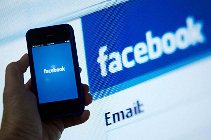 Facebook, son dönemlerde bünyesine bir çok yenilik katarak dikkatleri üzerine çekiyor.