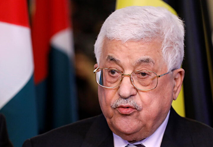 Arafat'tan sonra onun koltuğuna oturan Mahmud Abbas.