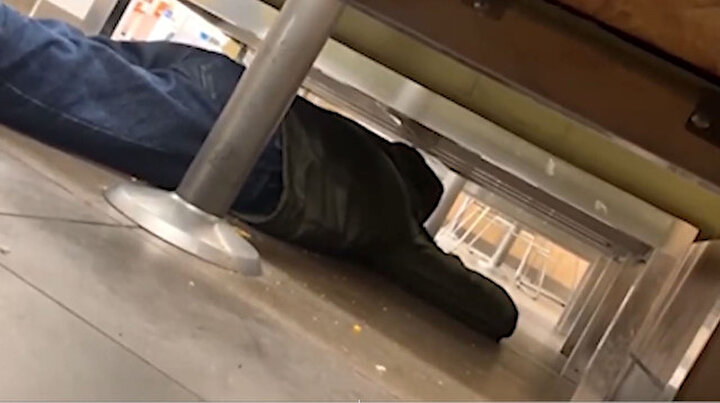 Teksas saldırısından masanın altına girerek kurtulan kadın