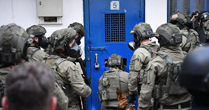 İsrail güçlerinin hapishane baskını.